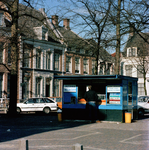 846360 Gezicht op het pizzastalletje Pizzeria Della Casa op het Janskerkhof te Utrecht.